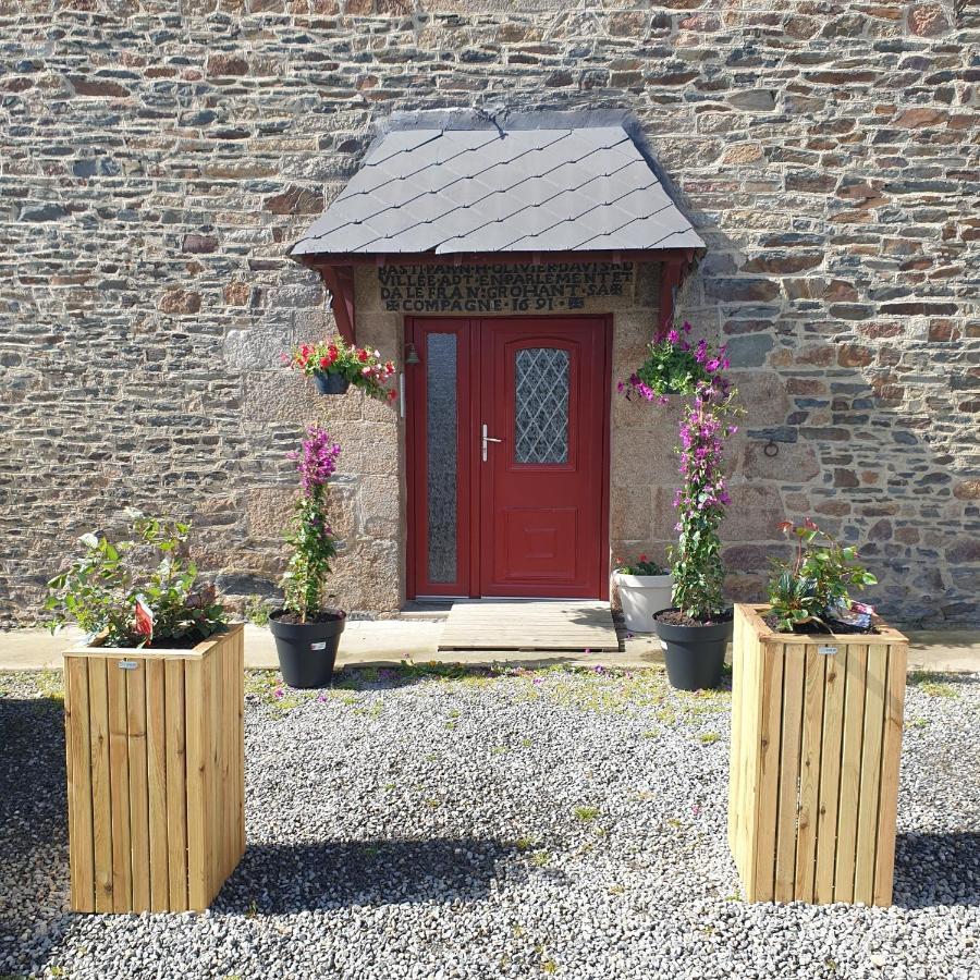 Chambres De Villee Saint-Georges-de-Grehaigne Luaran gambar